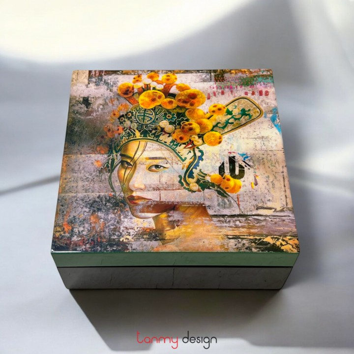 Green square lacquer box with Asia Opera Skullface pattern 15*15*6,2cm